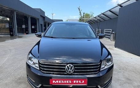 Volkswagen Passat B7, 2011 год, 1 095 000 рублей, 2 фотография