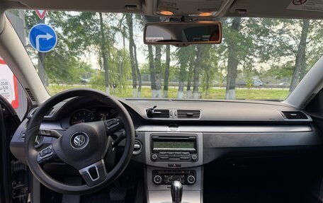 Volkswagen Passat B7, 2011 год, 1 095 000 рублей, 16 фотография