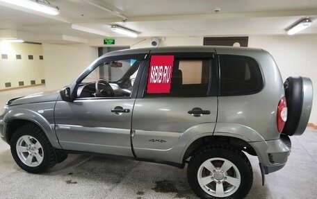Chevrolet Niva I рестайлинг, 2011 год, 350 000 рублей, 4 фотография