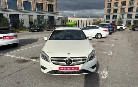 Mercedes-Benz A-Класс, 2014 год, 1 700 000 рублей, 1 фотография