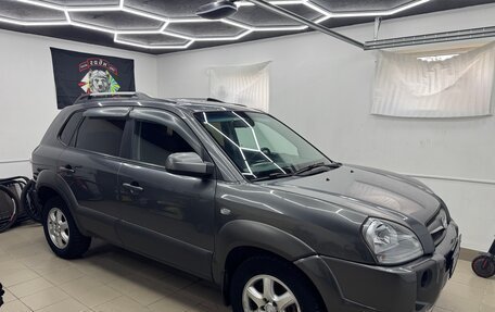 Hyundai Tucson III, 2008 год, 585 000 рублей, 1 фотография