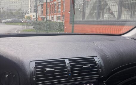 BMW 5 серия, 2003 год, 550 000 рублей, 1 фотография