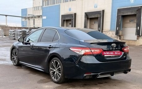 Toyota Camry, 2017 год, 2 300 000 рублей, 3 фотография