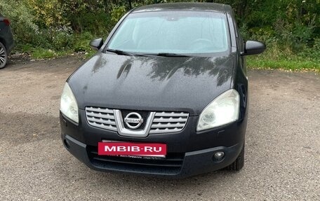 Nissan Qashqai, 2009 год, 700 000 рублей, 2 фотография