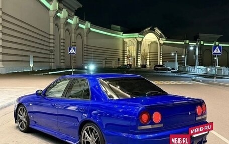 Nissan Skyline, 2000 год, 1 320 000 рублей, 2 фотография
