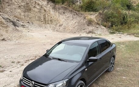 Volkswagen Polo VI (EU Market), 2016 год, 515 000 рублей, 2 фотография