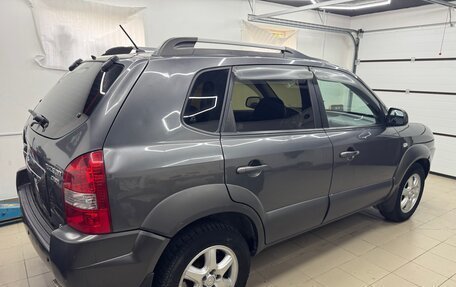 Hyundai Tucson III, 2008 год, 585 000 рублей, 4 фотография