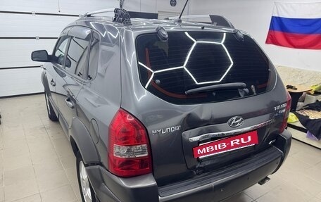 Hyundai Tucson III, 2008 год, 585 000 рублей, 6 фотография