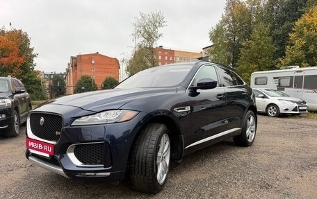 Jaguar F-Pace, 2017 год, 2 450 000 рублей, 7 фотография