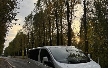 Ford Tourneo Custom I рестайлинг, 2014 год, 1 800 000 рублей, 6 фотография