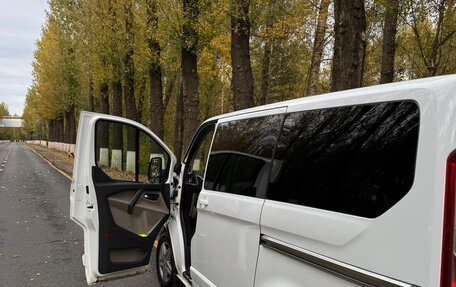 Ford Tourneo Custom I рестайлинг, 2014 год, 1 800 000 рублей, 9 фотография