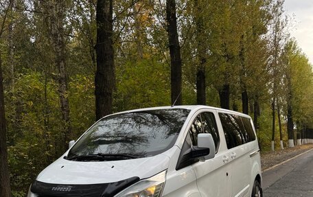 Ford Tourneo Custom I рестайлинг, 2014 год, 1 800 000 рублей, 2 фотография