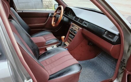 Mercedes-Benz W124, 1988 год, 750 000 рублей, 13 фотография