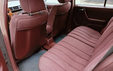 Mercedes-Benz W124, 1988 год, 750 000 рублей, 14 фотография