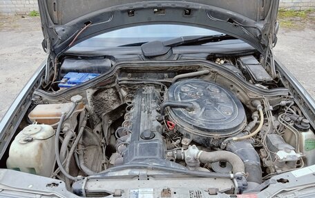 Mercedes-Benz W124, 1988 год, 750 000 рублей, 23 фотография