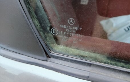 Mercedes-Benz W124, 1988 год, 750 000 рублей, 28 фотография