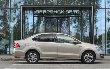 Volkswagen Polo VI (EU Market), 2016 год, 1 110 000 рублей, 3 фотография
