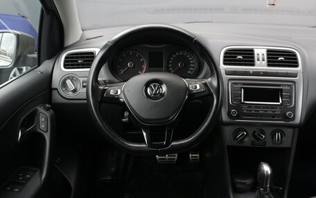 Volkswagen Polo VI (EU Market), 2016 год, 1 110 000 рублей, 8 фотография