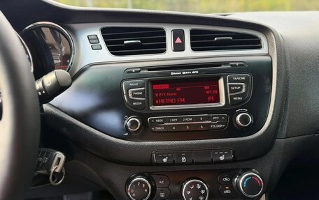 KIA cee'd III, 2014 год, 1 250 000 рублей, 14 фотография