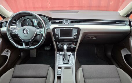 Volkswagen Passat B8 рестайлинг, 2016 год, 1 600 000 рублей, 8 фотография