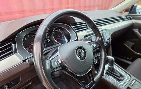 Volkswagen Passat B8 рестайлинг, 2016 год, 1 600 000 рублей, 11 фотография