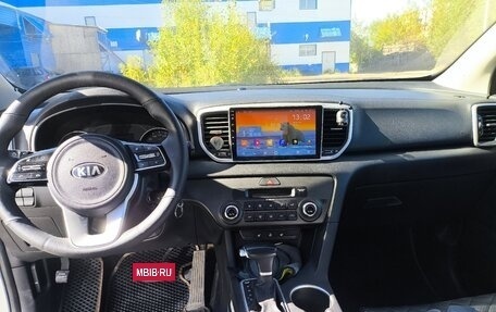 KIA Sportage IV рестайлинг, 2019 год, 2 100 000 рублей, 11 фотография