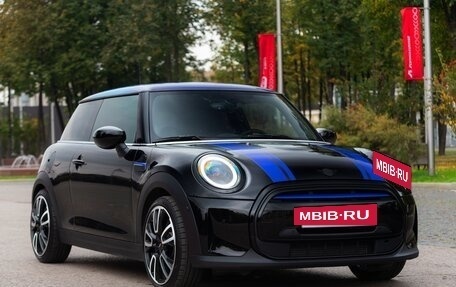 MINI Hatch, 2021 год, 3 790 000 рублей, 2 фотография