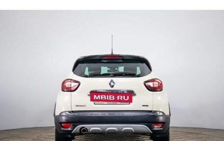 Renault Kaptur I рестайлинг, 2019 год, 1 999 000 рублей, 5 фотография