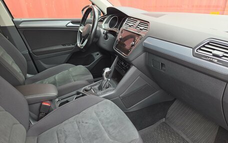 Volkswagen Tiguan II, 2021 год, 2 500 000 рублей, 7 фотография
