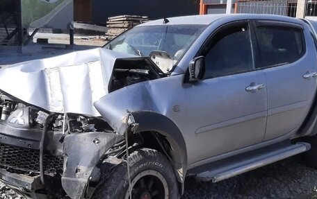 Mitsubishi L200 IV рестайлинг, 2015 год, 800 000 рублей, 3 фотография