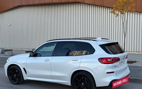 BMW X5, 2019 год, 5 300 000 рублей, 3 фотография