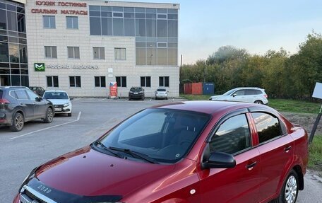 Chevrolet Aveo III, 2010 год, 305 000 рублей, 2 фотография