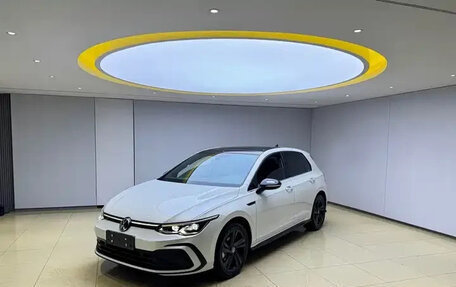 Volkswagen Golf VIII, 2023 год, 1 501 444 рублей, 2 фотография