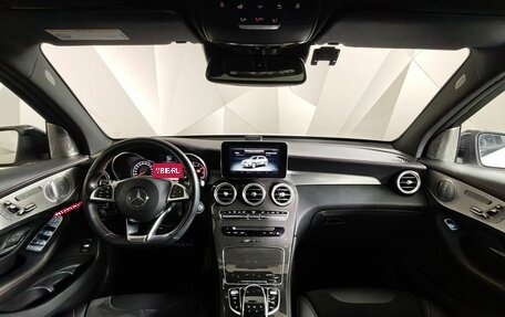 Mercedes-Benz GLC Coupe AMG, 2018 год, 4 000 000 рублей, 14 фотография