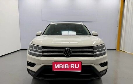Volkswagen Tharu, 2022 год, 1 968 000 рублей, 2 фотография