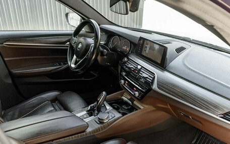 BMW 5 серия, 2017 год, 3 480 000 рублей, 15 фотография
