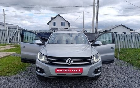 Volkswagen Tiguan I, 2012 год, 1 025 000 рублей, 6 фотография