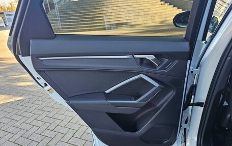 Audi Q3, 2022 год, 2 230 000 рублей, 13 фотография