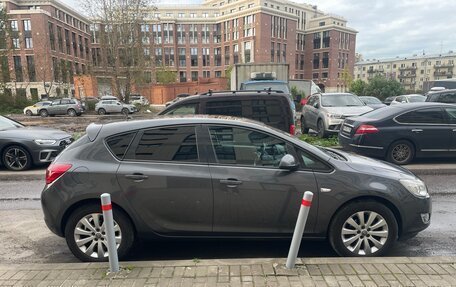 Opel Astra J, 2011 год, 650 000 рублей, 3 фотография