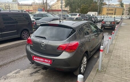 Opel Astra J, 2011 год, 650 000 рублей, 4 фотография
