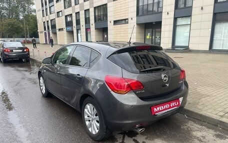 Opel Astra J, 2011 год, 650 000 рублей, 5 фотография