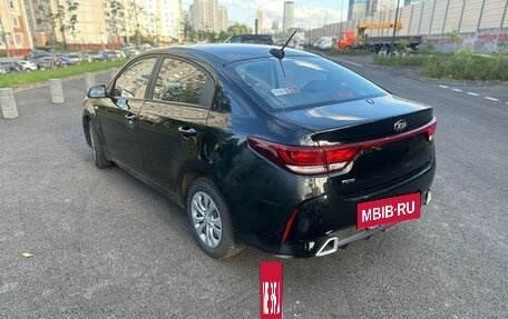 KIA Rio IV, 2020 год, 1 595 000 рублей, 4 фотография