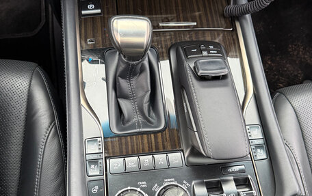 Lexus LX III, 2018 год, 9 750 000 рублей, 12 фотография