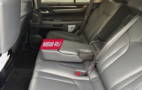 Lexus LX III, 2018 год, 9 750 000 рублей, 16 фотография