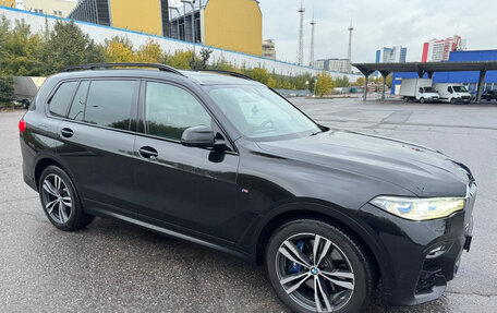 BMW X7, 2022 год, 10 500 000 рублей, 2 фотография