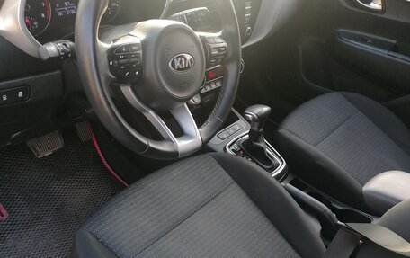 KIA Rio IV, 2021 год, 1 350 000 рублей, 5 фотография