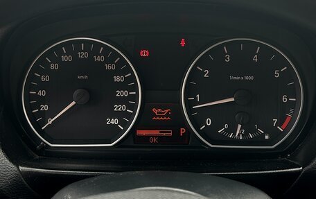 BMW 1 серия, 2010 год, 900 000 рублей, 10 фотография