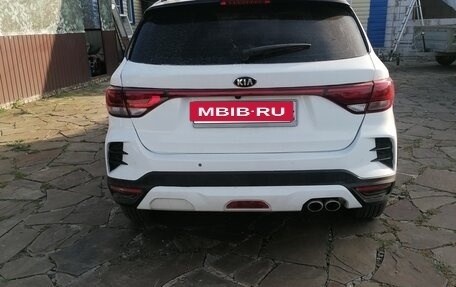 KIA Rio IV, 2021 год, 1 350 000 рублей, 2 фотография