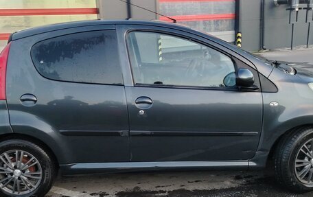 Peugeot 107 I рестайлинг, 2010 год, 380 000 рублей, 11 фотография