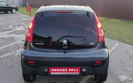 Peugeot 107 I рестайлинг, 2010 год, 380 000 рублей, 4 фотография
